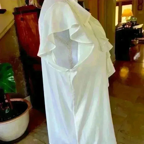 Calvin Klein, blouse 
v-neckline L white ruffle front  airy cool.Great cond. - Picture 9 of 15